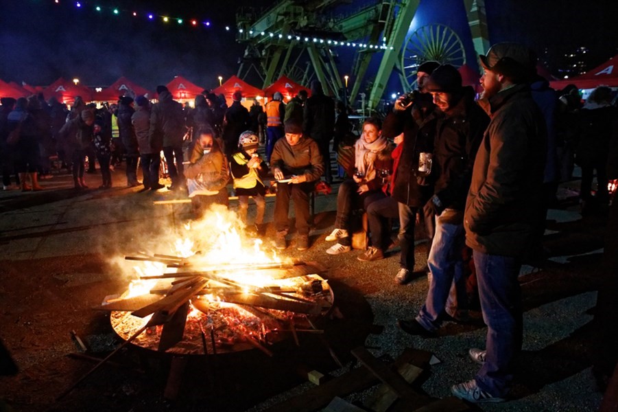 Easy Up partytent in de winter